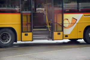 Rollstuhltransport im Bus