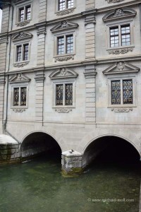 Rathaus im Limmat