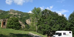 Wohnmobil in den französischen Alpen