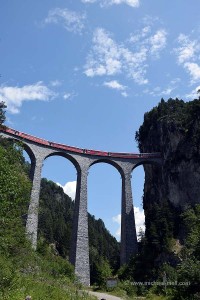 Landwasserviadukt von unten