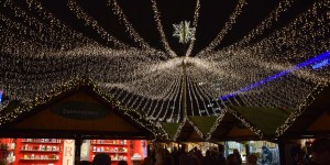 Lichter über dem Essener Weihnachtsmarkt