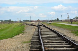Eisenbahngleise zum KZ