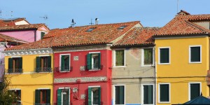 Farbenfrohe Häuser