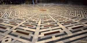Boden in der Kathedrale