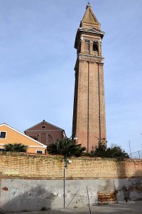 Schiefer Turm von Burano