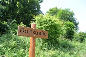 Hinweis auf alte Straße