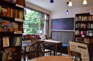 Café im Buchladen