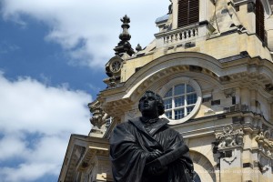 Lutherdenkmal vor der Frauenkirche