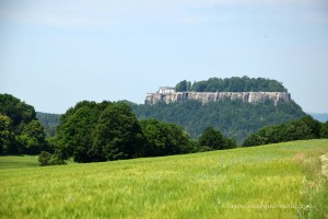 Die Festung aus der Ferne