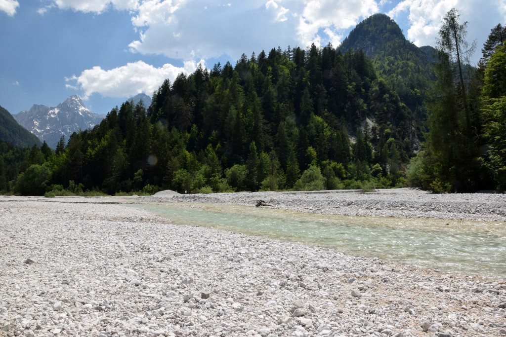 Trockenes Flussbett | Die Weltenbummler