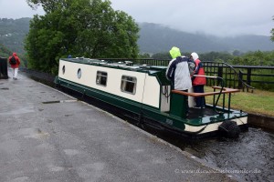 Narrowboot auf dem Pontcysyllte Aquädukt