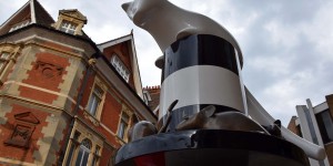 Katzenskulptur in Cambridge