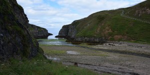 Fjord am Höhlenausgang