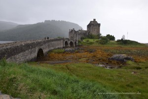 Eilean Donan Castle mit Brücke
