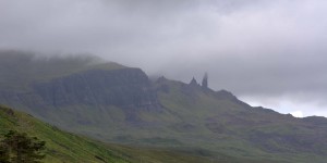 Old Man of Storr in Wolken