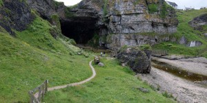 Eingang der Smoo Cave