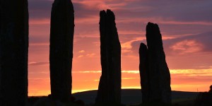 Ring of Brodgar bei Sonnenuntergang