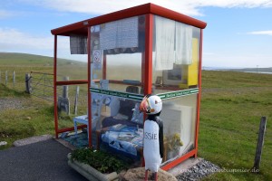 Geschmückte Unst Bus Shelter