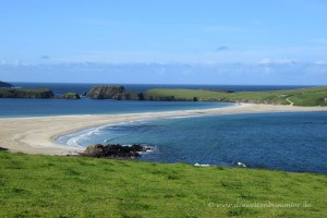 Tombolo der Shetland Inseln