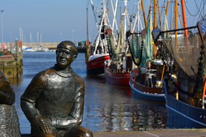 Skulptur im Hafen