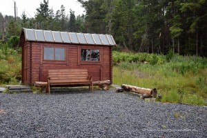 Wanderhütte am Waldrand