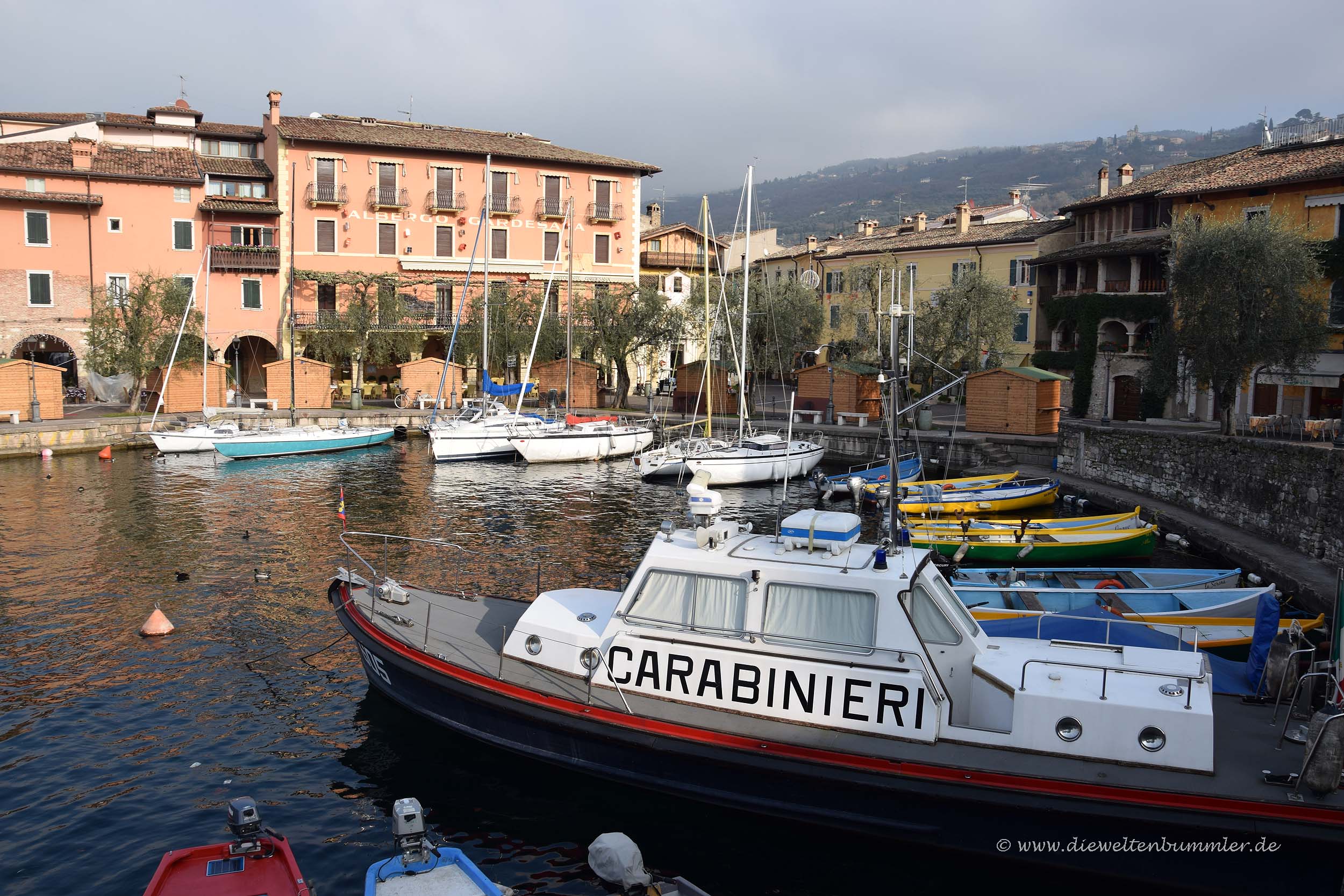 Hafen von Torri del Benaco