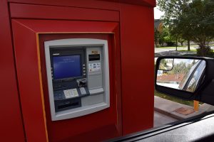 Drive-In-Geldautomat