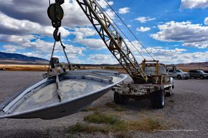 Abschleppwagen mit Ufo