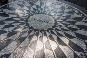 Imagine im Strawberry Field