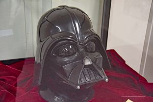 Darth Vader Maske als Geschenk