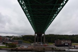 Brückenunterführung bei Göteborg