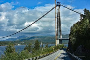 Die Brücke ist noch in Bau