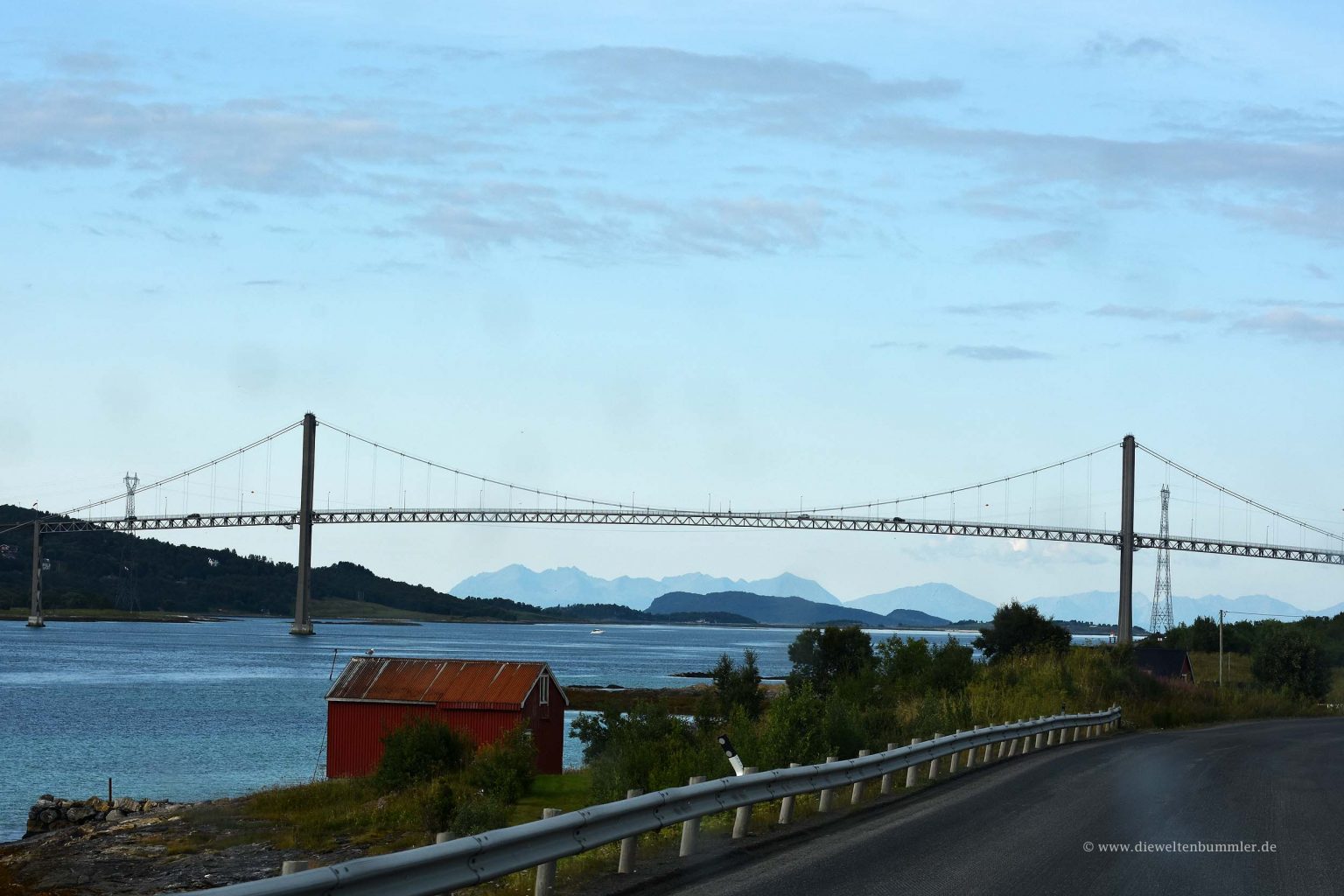 Brücke über den Tjeldsund