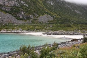 Karibisch grünes Wasser