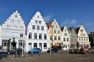Am Marktplatz in Friedrichstadt