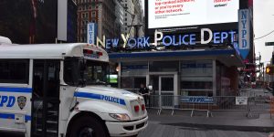 Das NYPD am Times Square