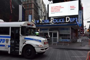 Das NYPD am Times Square