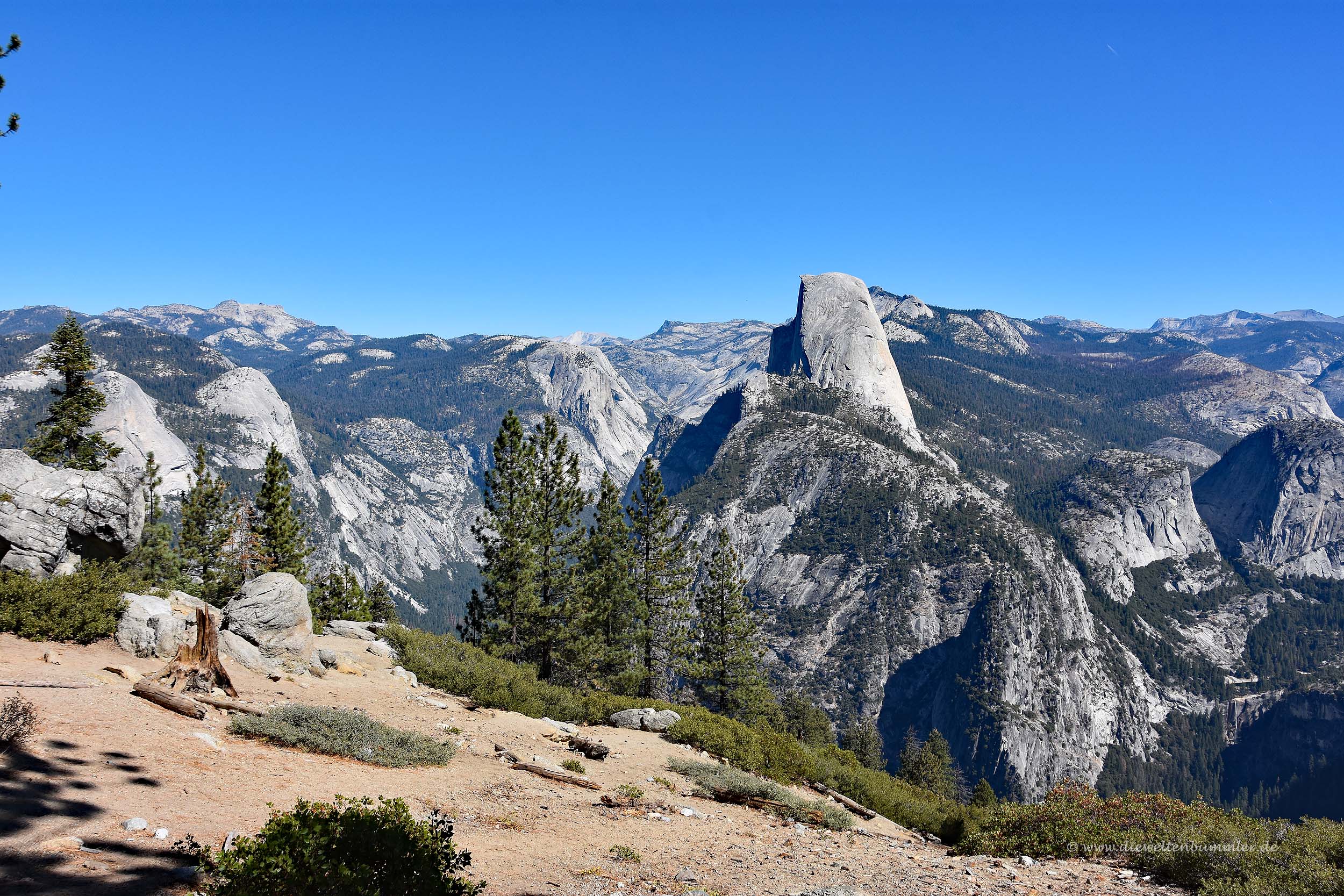 Half Dome in der Ferne