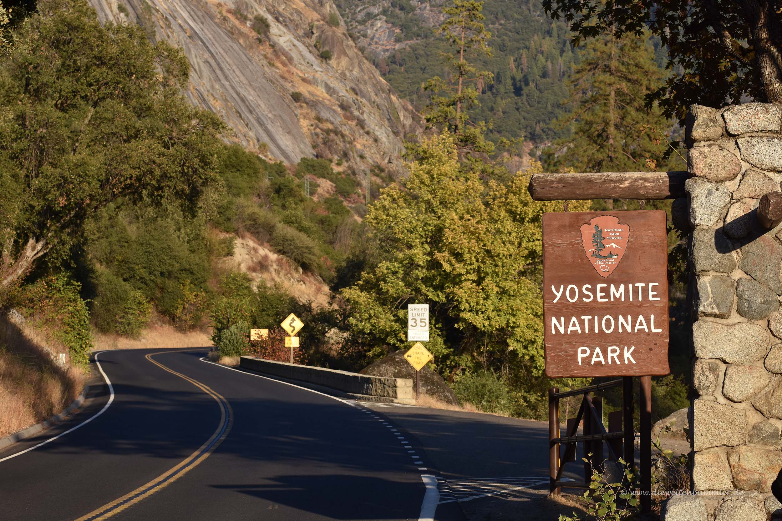 Zufahrt zum Yosemite-Nationalpark