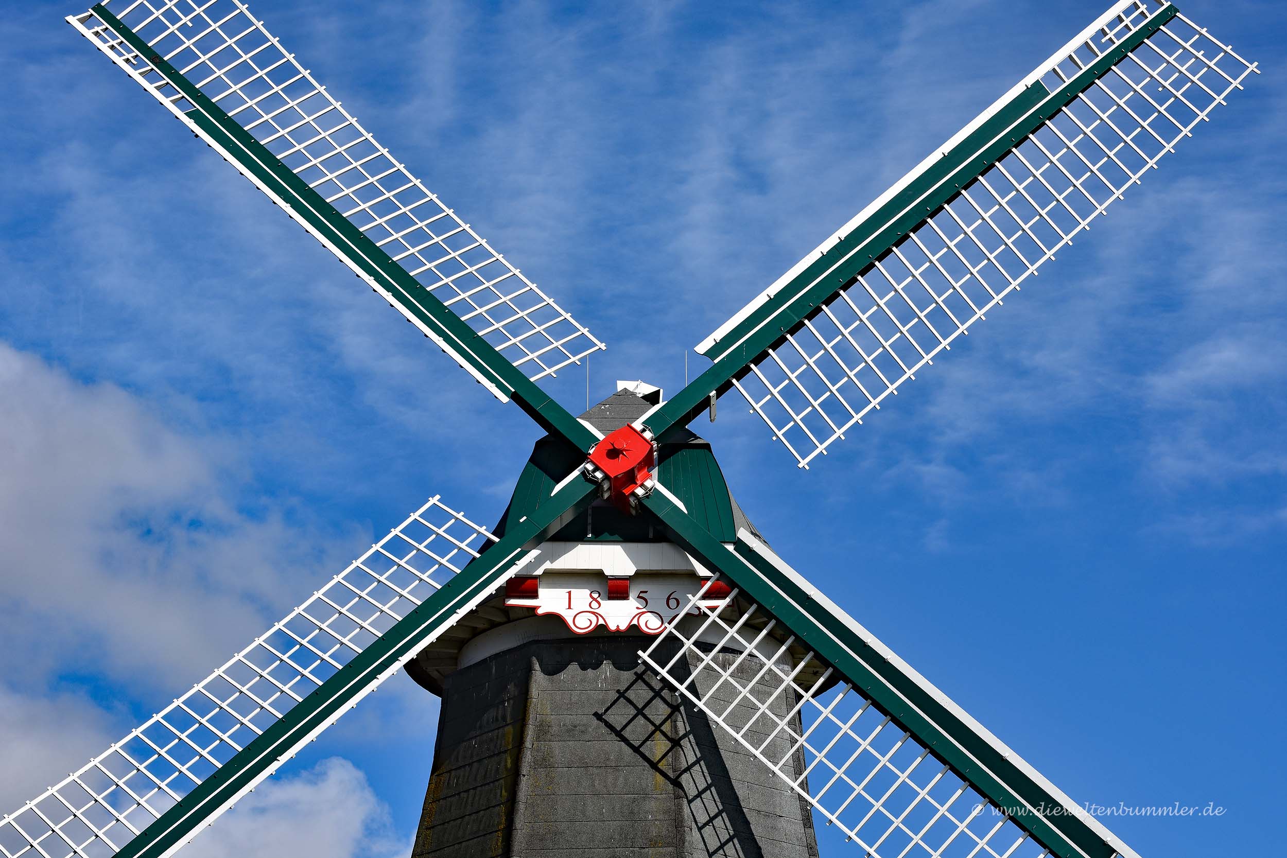 Eine der Greetsieler Windmühlen