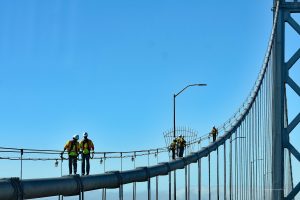 Arbeiter auf der Bay Bridge