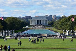 Blick vom Obelisken zum Lincoln Memorial