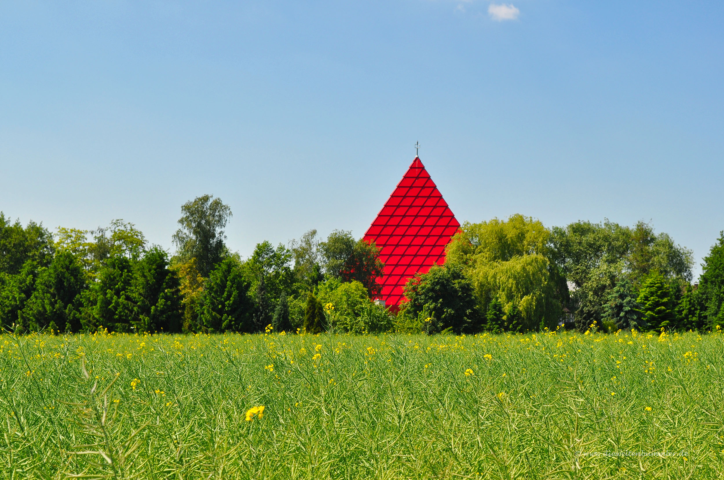 Pyramide in Ratingen-Breitscheid