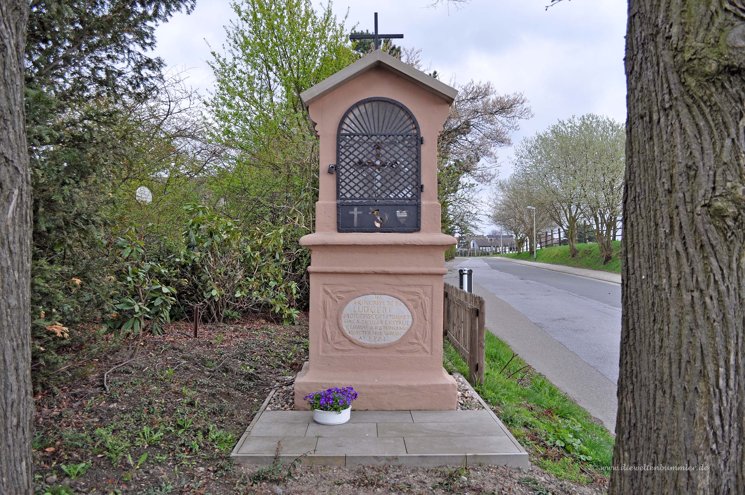 Wegekreuz auf dem Weg nach Fischlaken