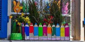 Farbenfroher Blumenkasten