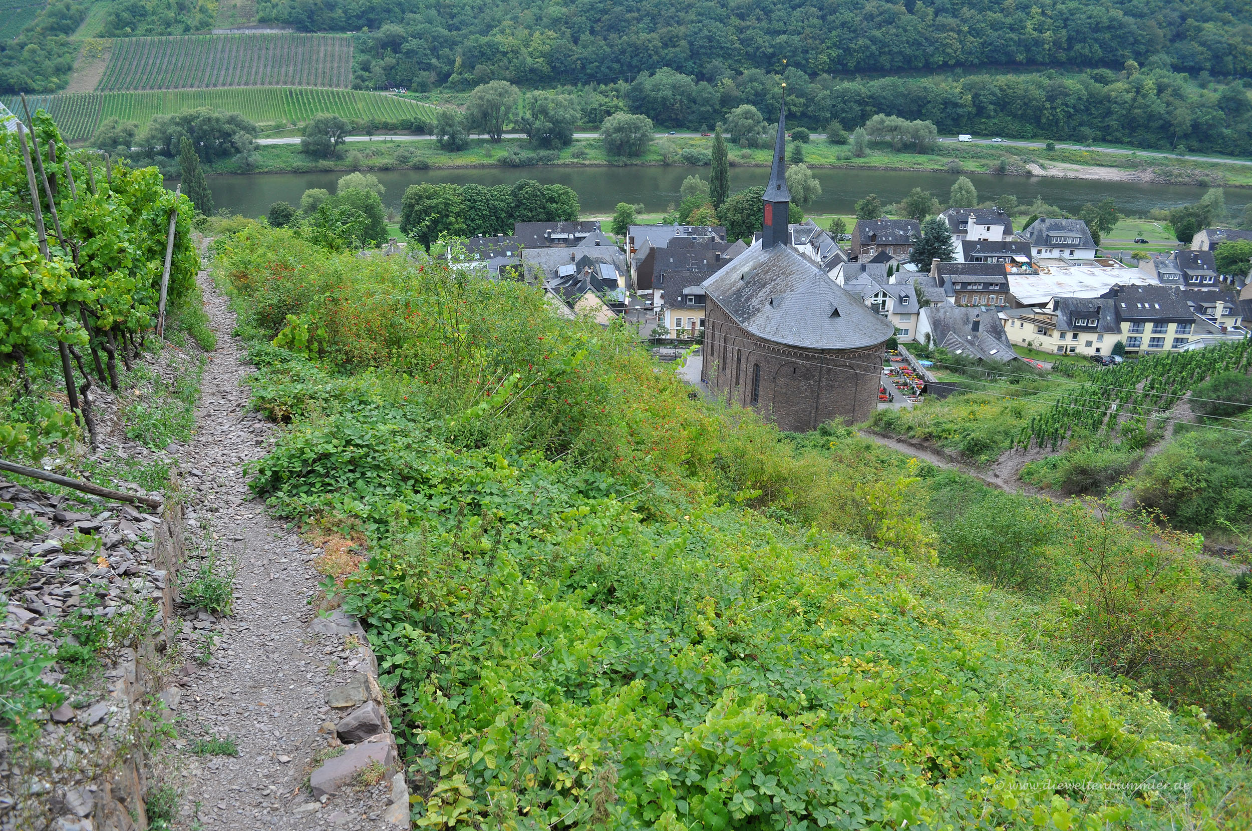 Apolloweg oberhalb von Valwig