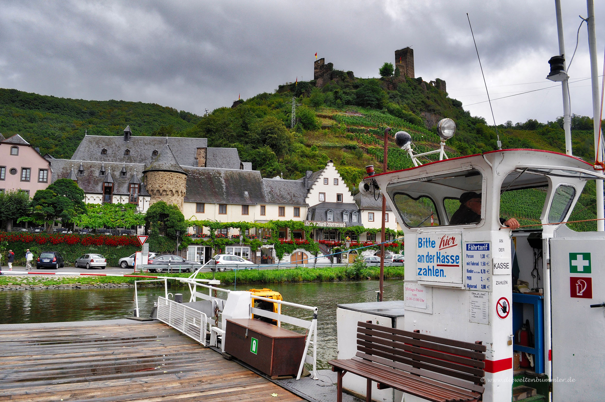 Fähre über die Mosel