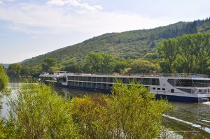 Schifffahrt auf der Mosel