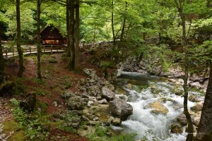 Kassenhäuschen zum nächsten Wasserfall