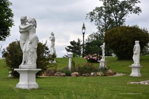 Skulpturen im Schlosspark von Gornja Radgona